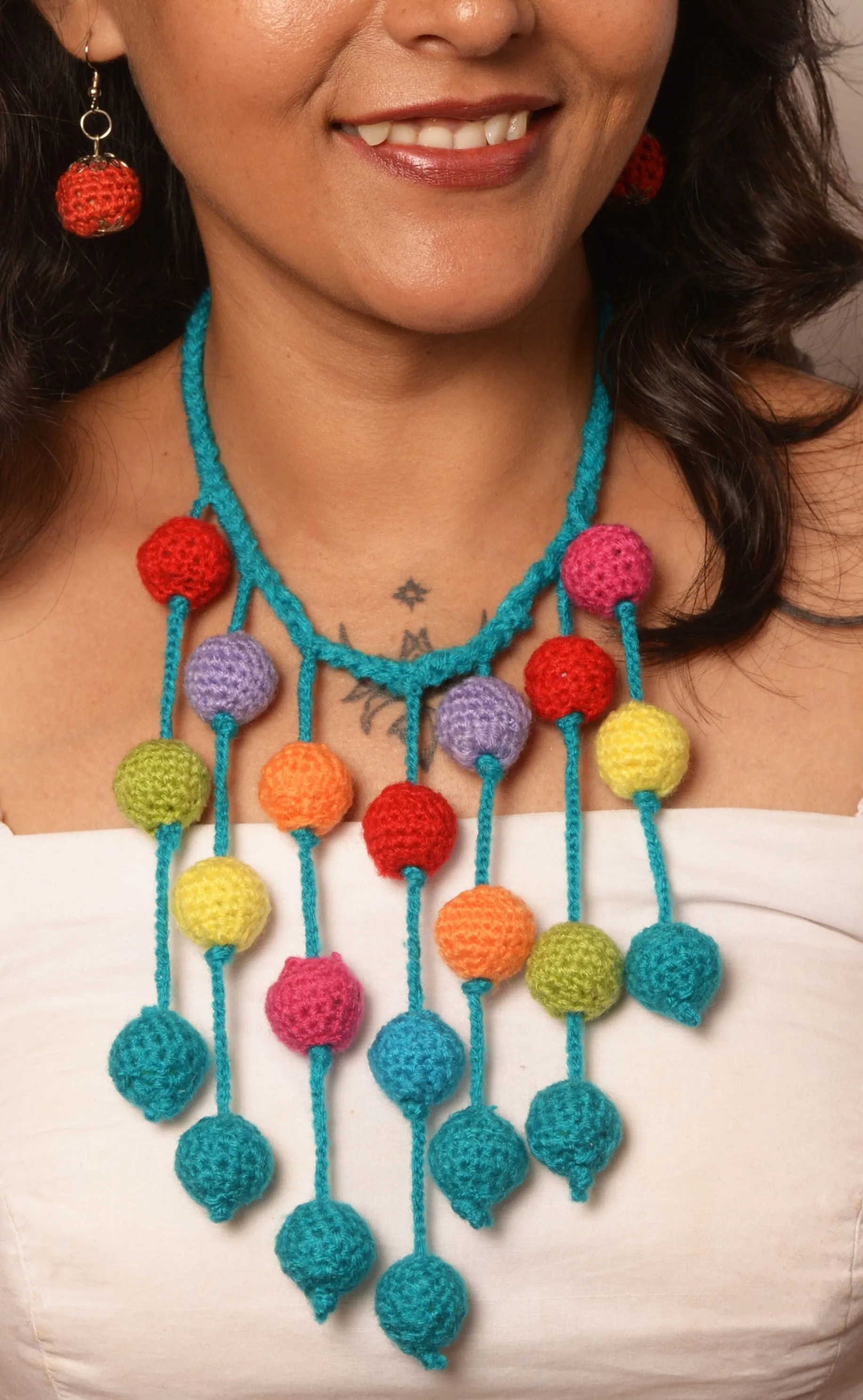 Aaarti Crochet Necklace & Earrings  set