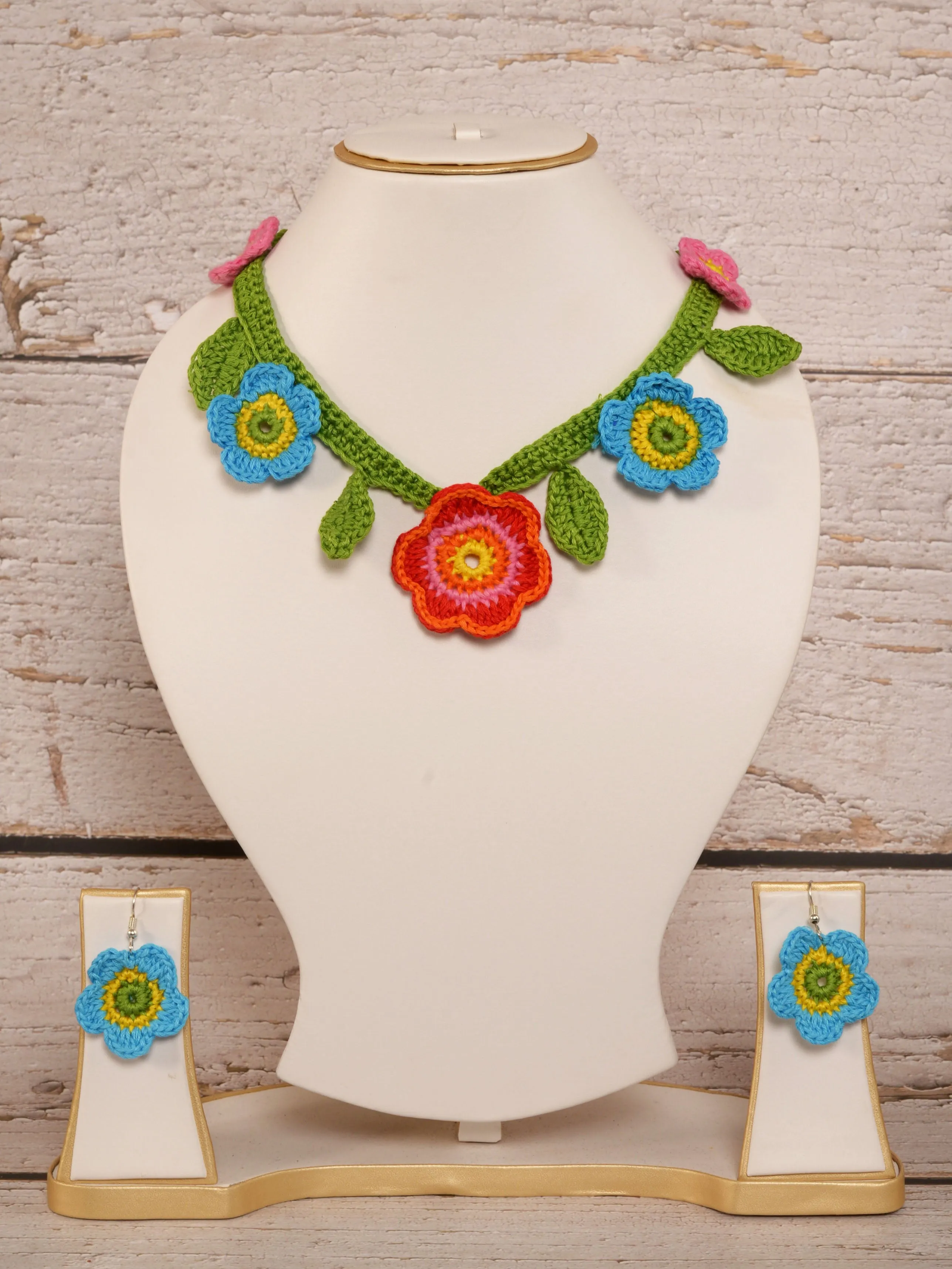 Aadilakshmi Crochet Necklace & Earrings  set