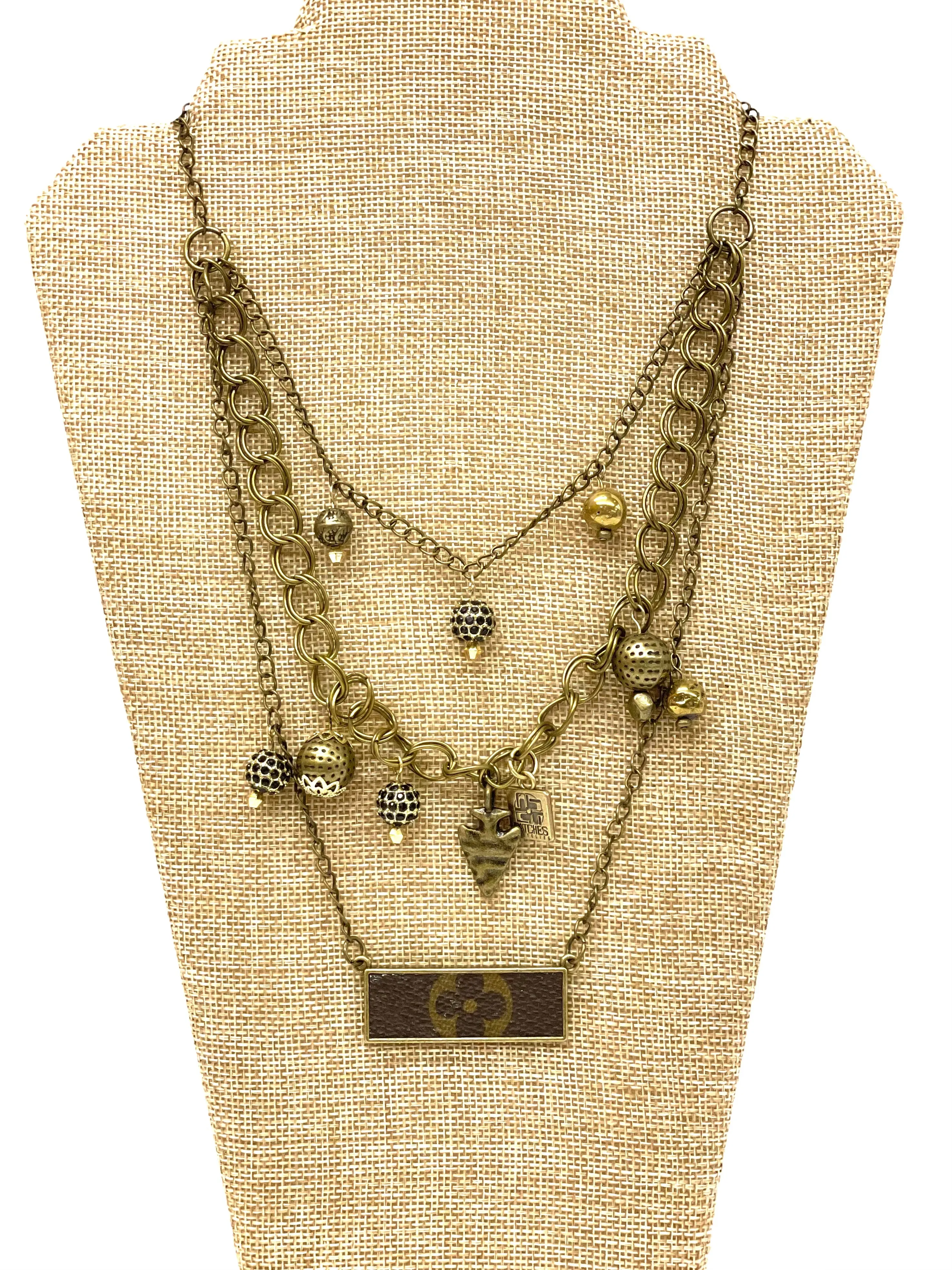Adjustable 3 tier necklace