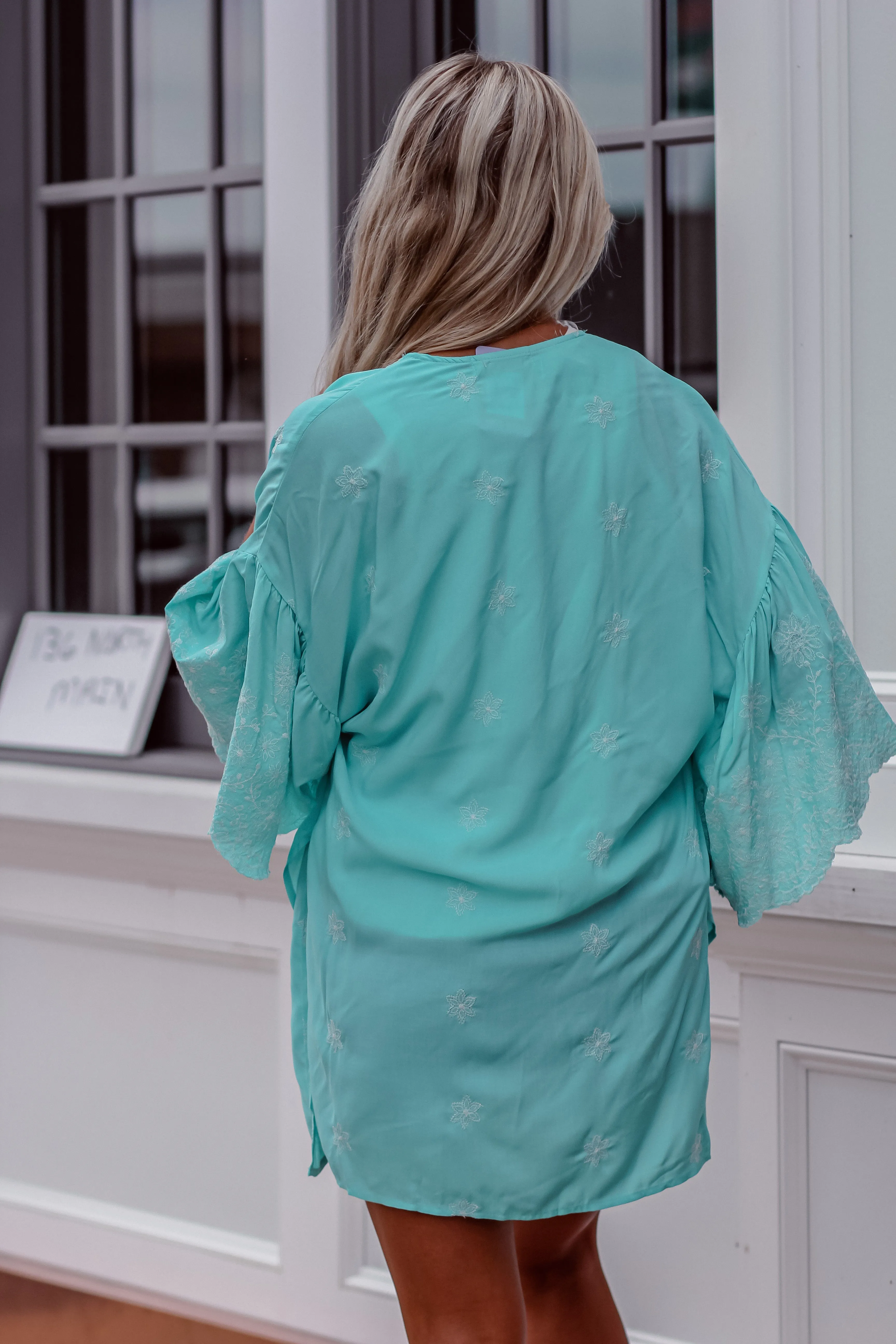 Mint & Ivory Floral Scallop Bell Sleeve Kimono