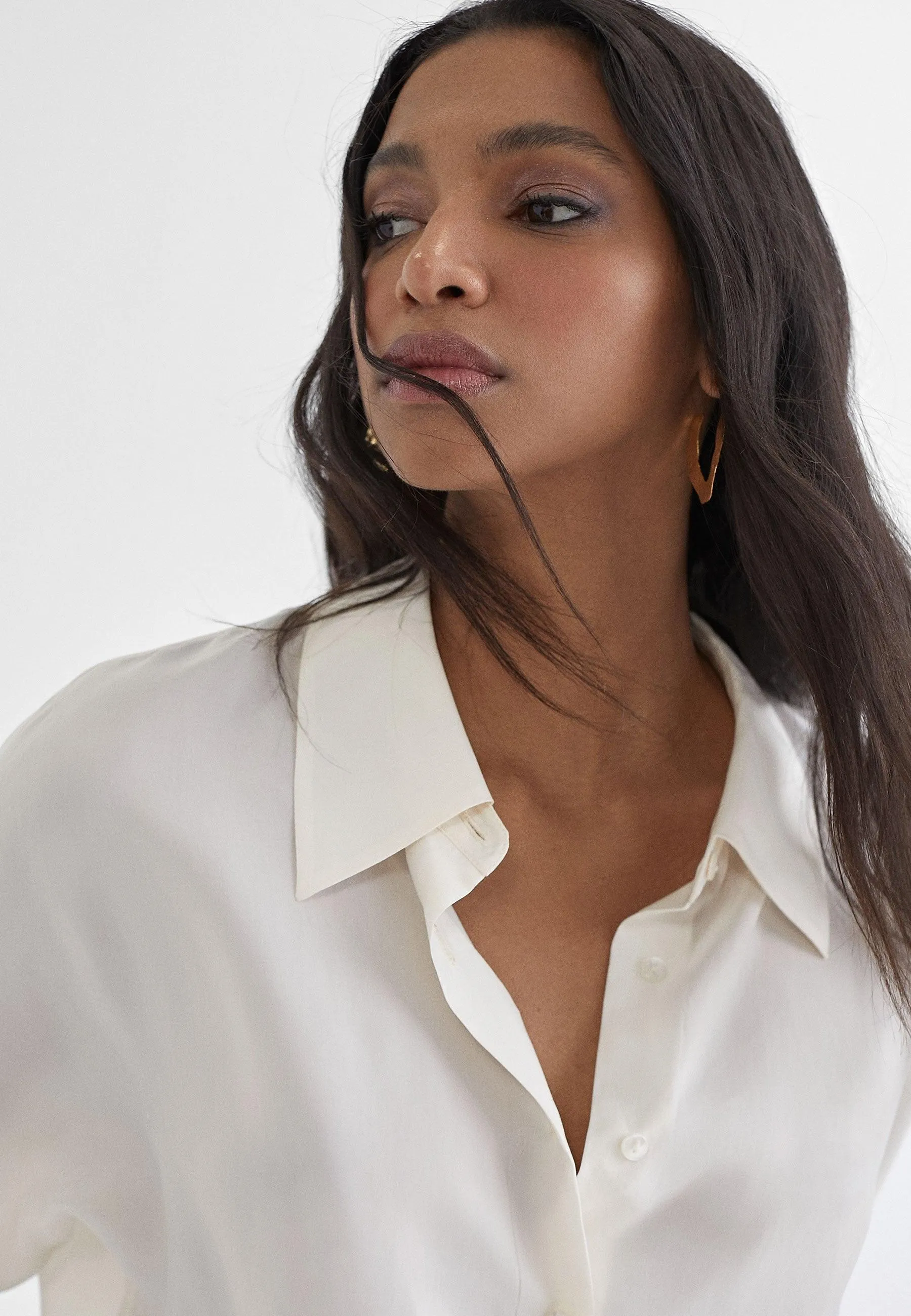 Monochrome blouse