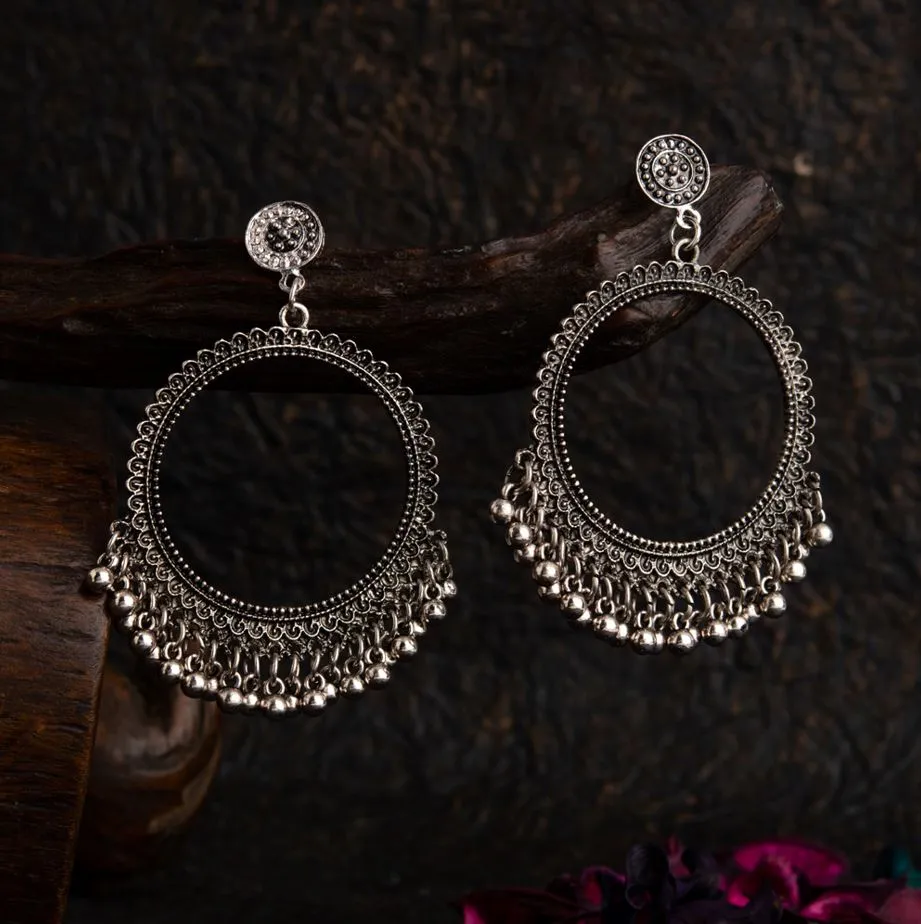 Silver / Gold Plated Circle Shaped Design Artwork With Beads Fashion Antique Oxidised Earring
